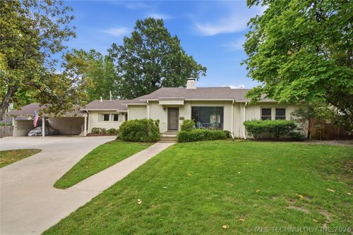 3245 S Victor Ave, Tulsa, OK, 74105-2229 | Card Image