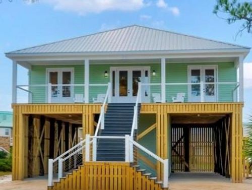 210 Arias Ct, Dauphin Island, AL, 36528-4467 | Card Image