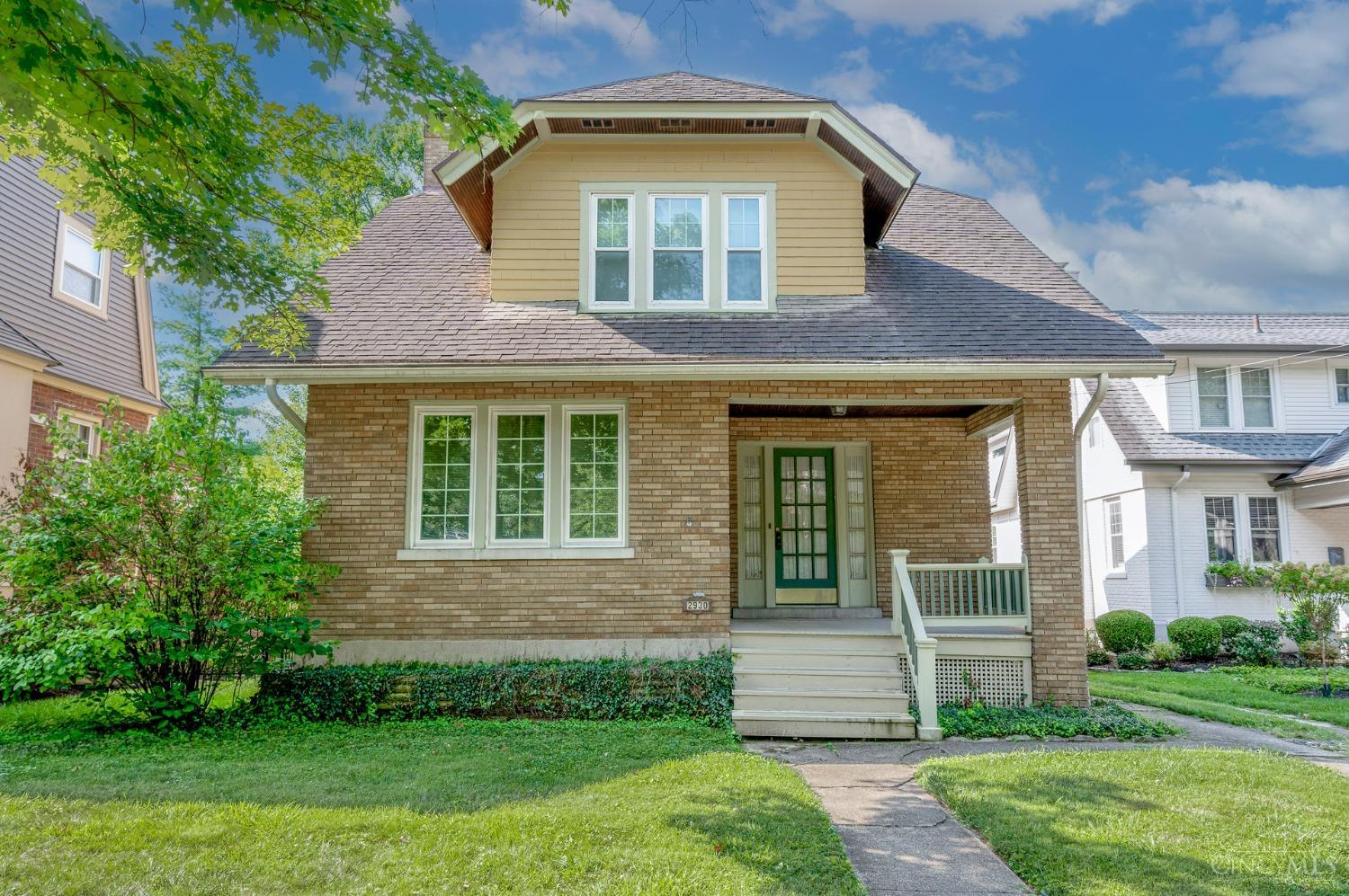 Van Dyke Dr, Cincinnati, OH 45208