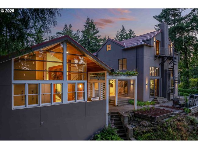 693 Terrace Dr, House other with 4 bedrooms, 4 bathrooms and 5 parking in Lake Oswego OR | Image 4