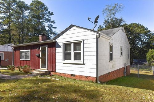 3049 Cloverhurst Dr, east point, GA, 30344-4505 | Card Image