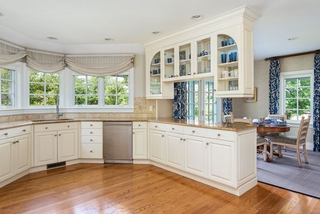 2 Open Space Dr, House other with 4 bedrooms, 5 bathrooms and 4 parking in Sandwich MA | Image 17