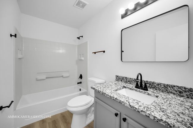 2450 Geneva Ln, House other with 5 bedrooms, 4 bathrooms and 6 parking in Montgomery IL | Image 27