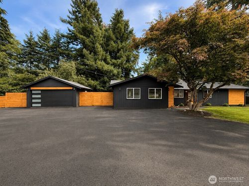 2420 236th St Sw, Brier, WA, 98036-8414 | Card Image