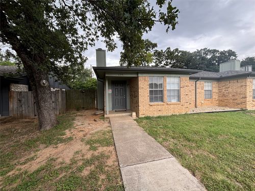 739 Woodland Ct, Kennedale, TX, 76060-5449 | Card Image