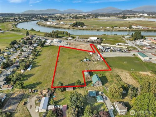 17506 State Route 536, Mount Vernon, WA, 98273 | Card Image