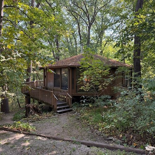 2 Lost Ridge Ln, Galena, IL, 61036-9292 | Card Image