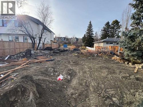 8928 34 Avenue Nw, Calgary, AB, T3B1S2 | Card Image