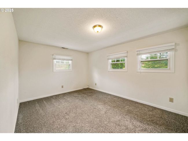 11224 Summit Loop Se, House other with 6 bedrooms, 6 bathrooms and 3 parking in Turner OR | Image 32