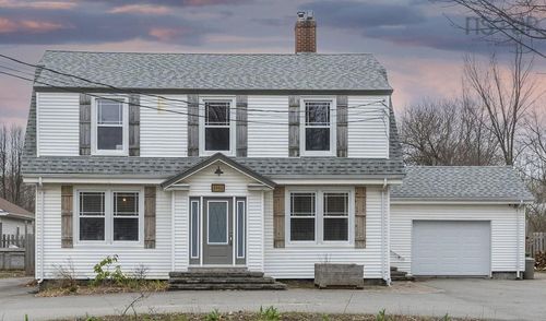 2486 Highway 1, Aylesford, NS, B0P1C0 | Card Image