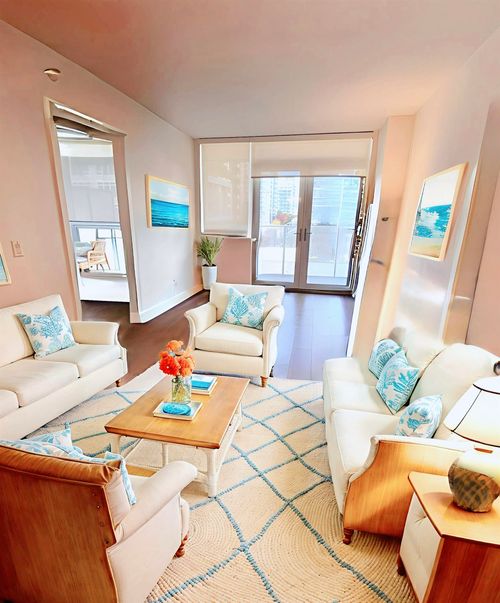 617-6328 No. 3 Rd, Richmond, BC, V6Y0L6 | Card Image