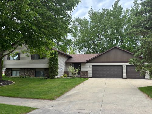 1814 Northern Heights Ln Ne, Rochester, MN, 55906-6932 | Card Image