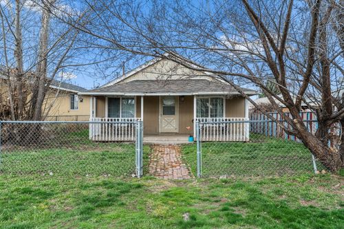 859 Nw Ewen St, Prineville, OR, 97754-1511 | Card Image