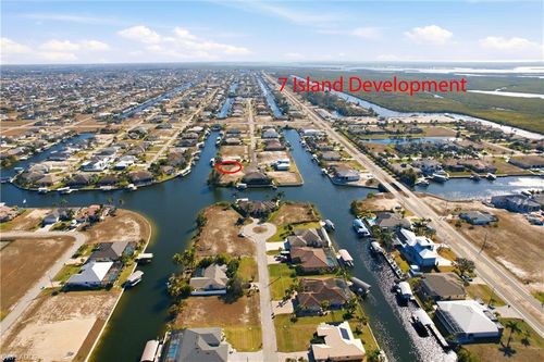 913 Nw 39th Ave, Cape Coral, FL, 33993-5548 | Card Image