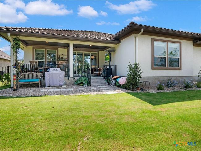 121 Wild Honeysuckle Way, House other with 2 bedrooms, 3 bathrooms and null parking in San Marcos TX | Image 31