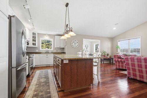 575 Bonita Cir, Delano, MN, 55328-8197 | Card Image