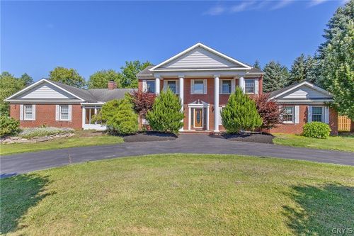 124 Coachmans Whip, Lysander, NY, 13027-9600 | Card Image
