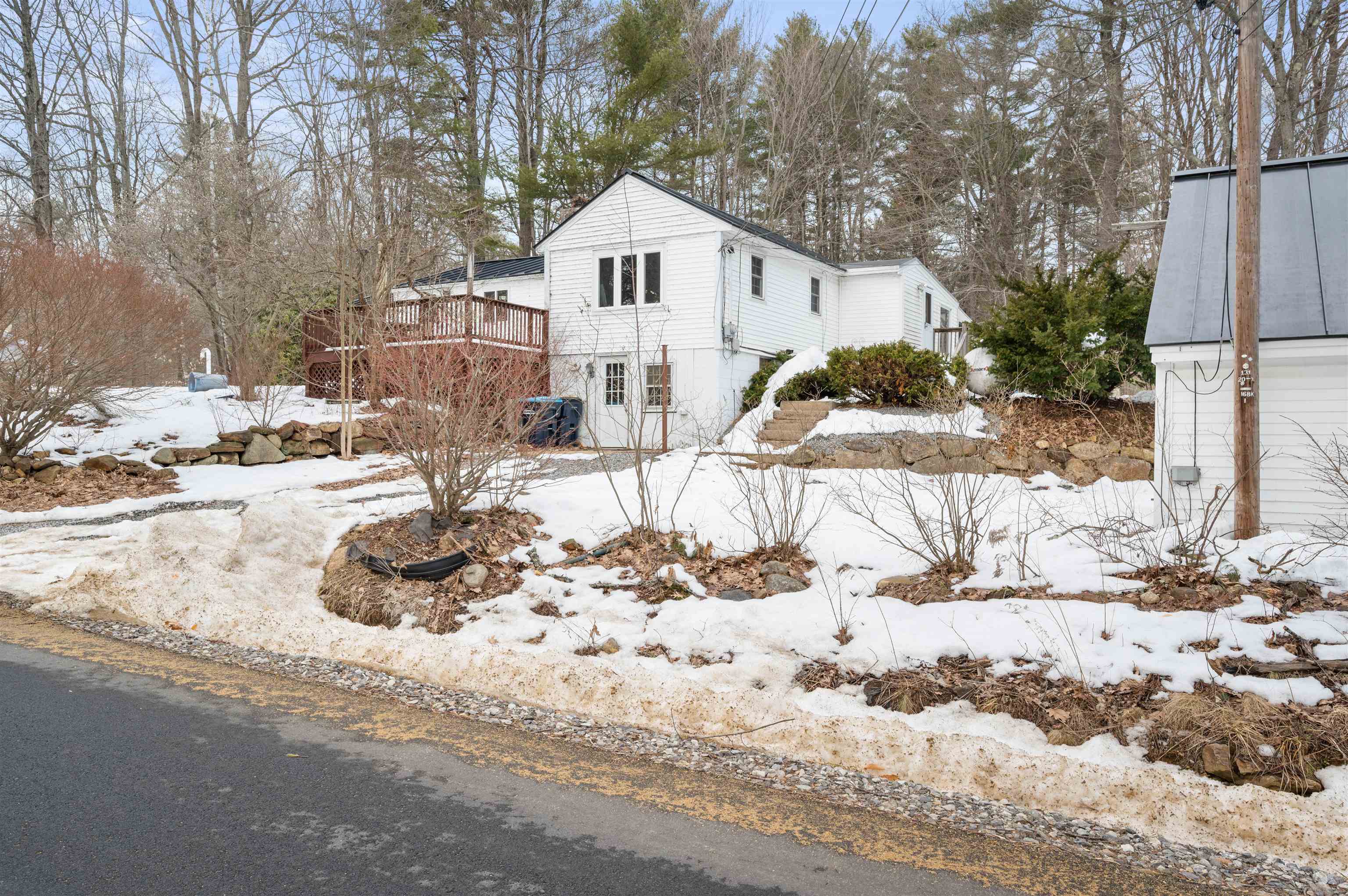 189 Durrell Mountain, Sold in Belmont Zoocasa