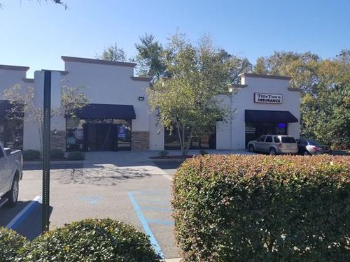 1616 E Norman Dr, Valdosta, GA, 31601-7722 | Card Image