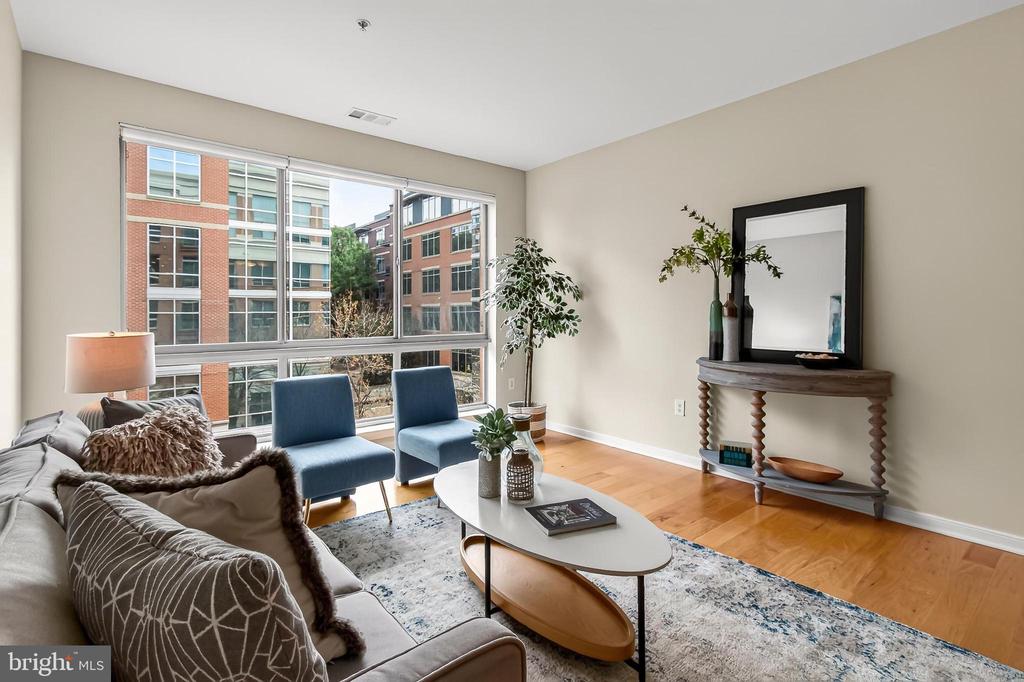 Residential in ARLINGTON 5