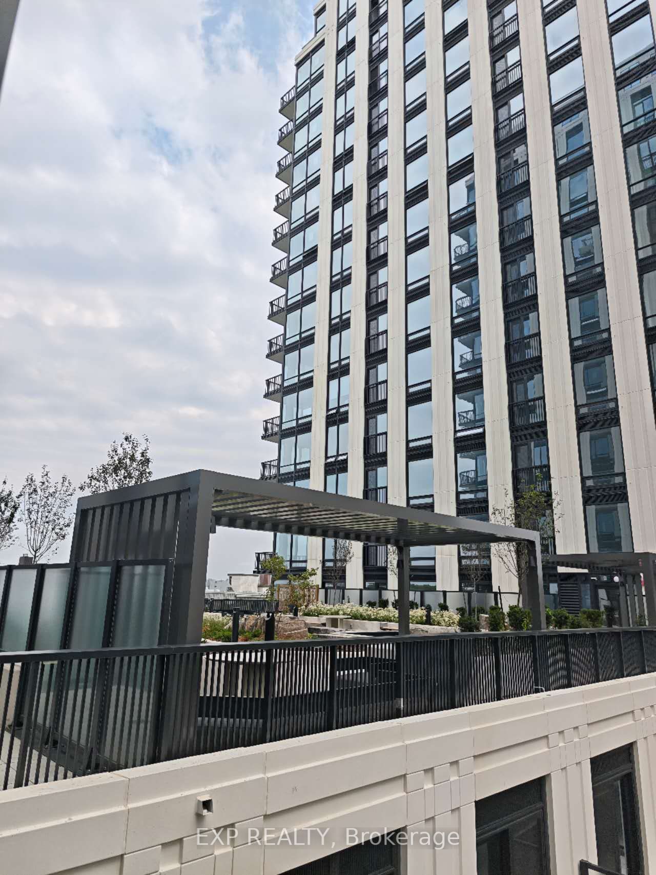Residential Lease in Toronto C03