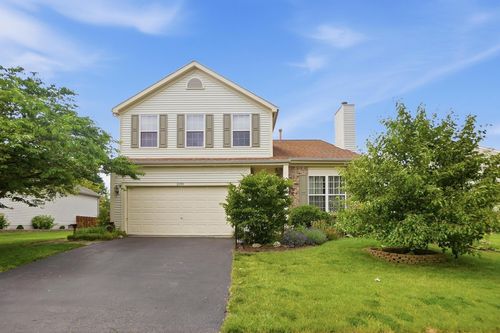 2190 Farmland Dr, Delaware, OH, 43015-3349 | Card Image