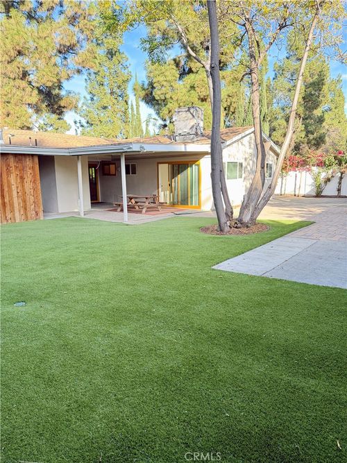 22800 Runnymede St, West Hills, CA, 91307-1506 | Card Image