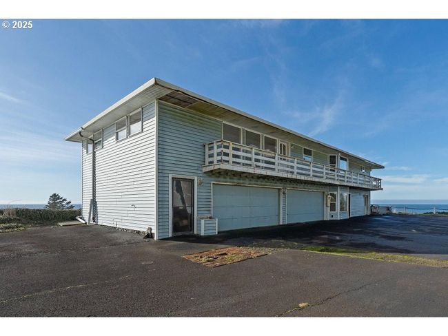 1816 Maxwell Mountain Rd, House other with 12 bedrooms, 9 bathrooms and 4 parking in Oceanside OR | Image 10