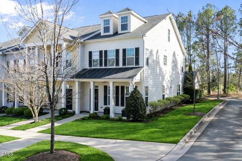 1050 Perdue Dr, Chapel Hill, NC, 27517-7464 | Card Image