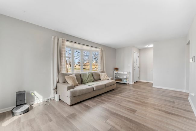 1553 N 39 Th Ave, House other with 3 bedrooms, 1 bathrooms and 2 parking in Stone Park IL | Image 6