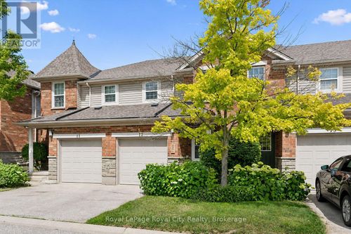 12-124 Gosling Gdns, Guelph, ON, N1G5K6 | Card Image