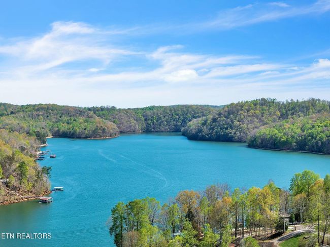 128 Fox Ln, House other with 3 bedrooms, 3 bathrooms and null parking in La Follette TN | Image 4