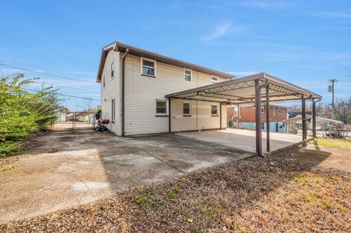 2402 Oakwood Ave, Nashville, TN, 37207-4621 | Card Image