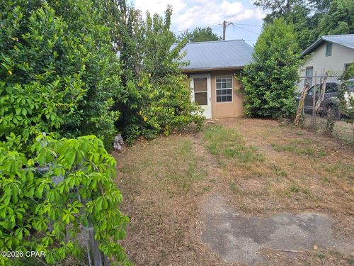 16895 Nw Orange St, Blountstown, FL, 32424-1648 | Card Image