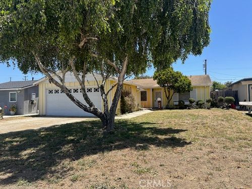 428 N D St, Lompoc, CA, 93436-5418 | Card Image