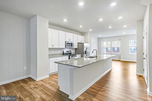 4068 Enid Blyton Pl, WHITE PLAINS, MD, 20695-4291 | Card Image