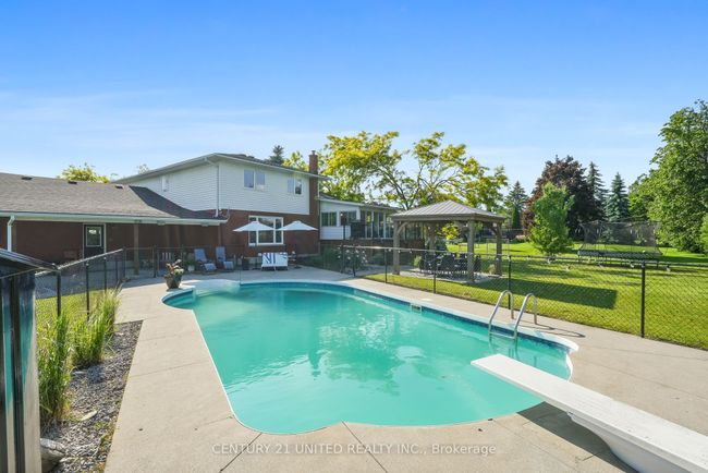 748 Rothesay Ave, House other with 5 bedrooms, 4 bathrooms and 10 parking in Cavan Monaghan ON | Image 41