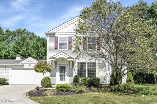 26680 Village Ln, Olmsted Falls, OH, 44138-3757 | Card Image