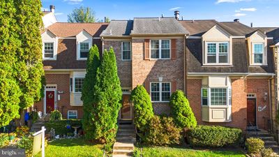 5614 Hogenhill Terrace, Townhouse with 3 bedrooms, 2 bathrooms and null parking in ROCKVILLE MD | Image 2