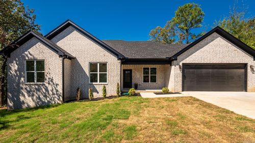 9 Idlewood Pl, Maumelle, AR, 72113-6204 | Card Image