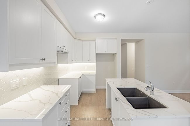 609 Fullum Landing, House other with 4 bedrooms, 3 bathrooms and 1 parking in Milton ON | Image 12
