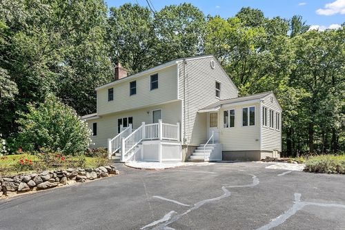 18 Mill Ln, Littleton, MA, 01460-1547 | Card Image