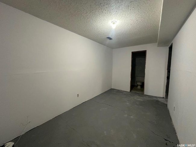 502 Busteed St, House other with 6 bedrooms, 4 bathrooms and 6 parking in Kerrobert SK | Image 41