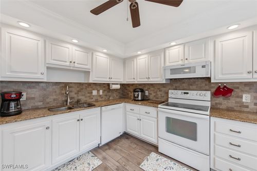 apt-5-263 Candycane Ln, NAPLES, FL, 34112-5149 | Card Image