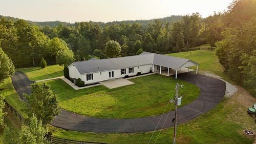 4 Grassy Hill Rd E, West Liberty, KY, 41472-6075 | Card Image