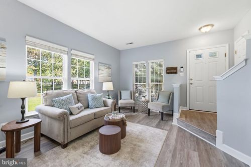 9837 Maitland Loop, BRISTOW, VA, 20136-2593 | Card Image