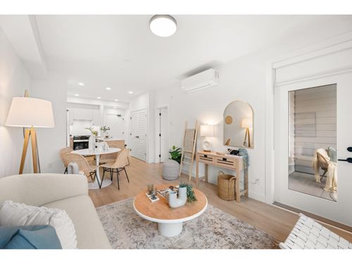 107-19911 76 Ave, Langley, BC, V2Y4M4 | Card Image