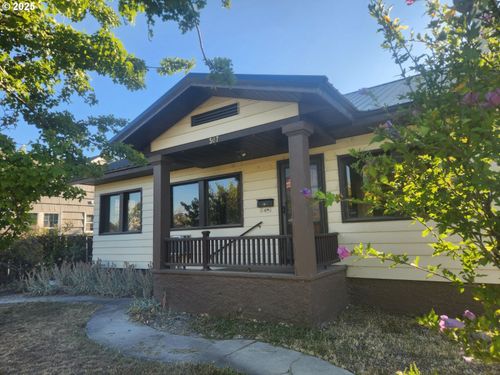 307 N 4th St, Nyssa, OR, 97913-3925 | Card Image