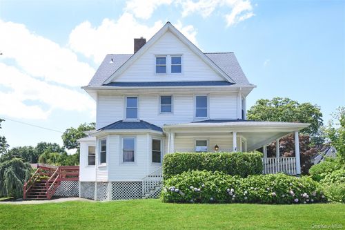 1091 Hunter Ave, Pelham, NY, 10803-3408 | Card Image