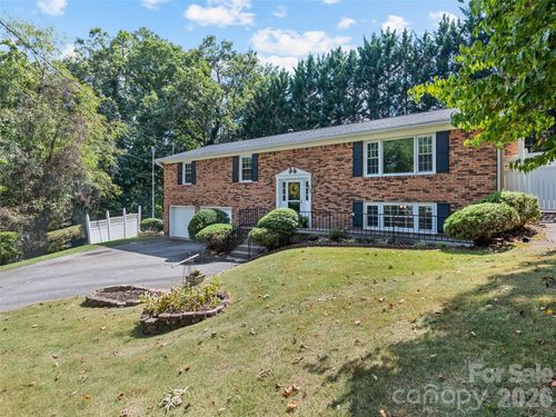11 Crestwood Ln, Candler, NC, 28715-9652 | Card Image